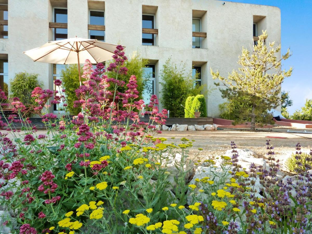 Maison De 6 Chambres Avec Piscine Privee Jardin Amenage Et Wifi A Mane Mane  Buitenkant foto